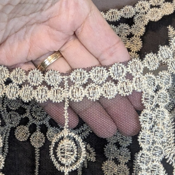 Cato's medium sheer and brocade blouse 3/4 sleeves - Picture 8 of 11